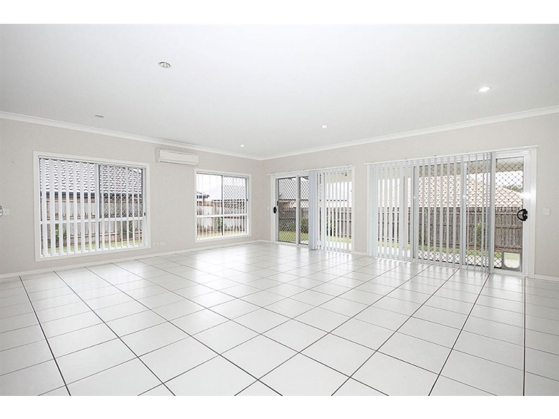 54 Canarvon Avenue, Springfield Lakes QLD 4300