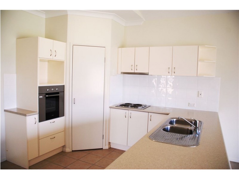4 Ambrose Dr, Augustine Heights QLD 4300