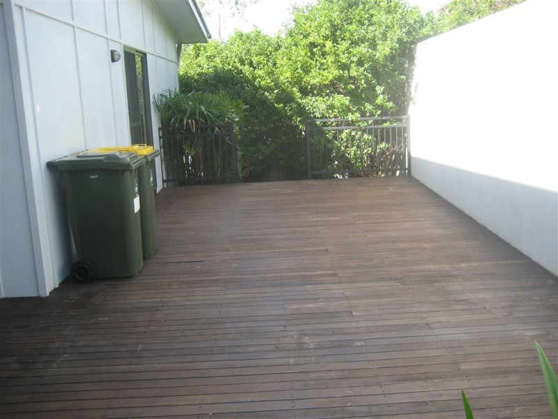 80 Greenway Circuit, Mount Ommaney QLD 4074