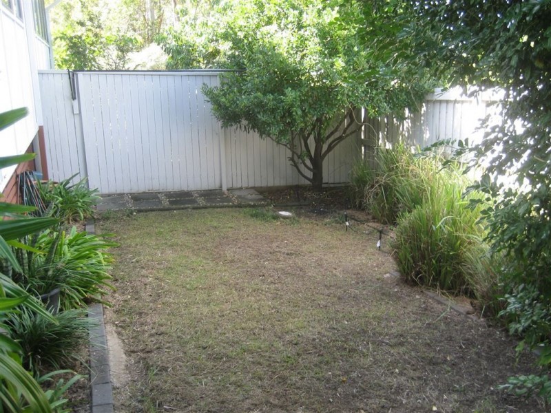 80 Greenway Circuit, Mount Ommaney QLD 4074