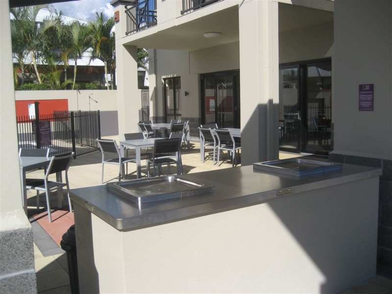 80 Greenway Circuit, Mount Ommaney QLD 4074