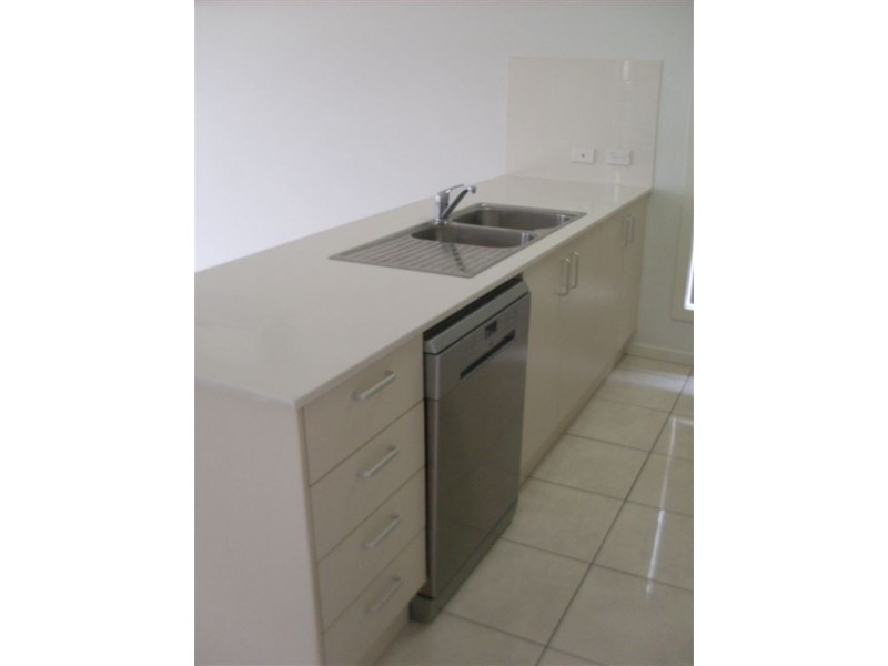 38 Drewett Ave, Redbank Plains QLD 4301