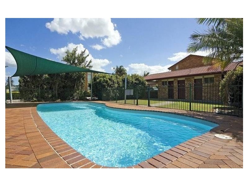 13/13 Bridge St, Redbank QLD 4301