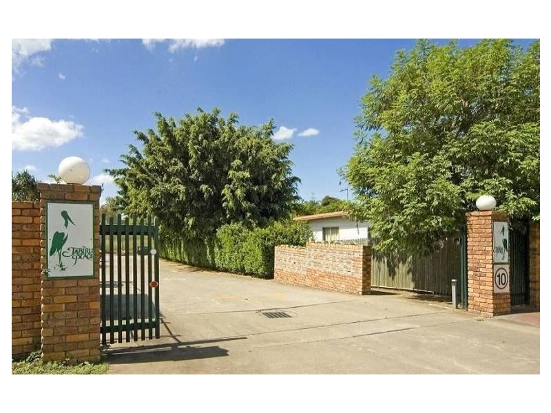 13/13 Bridge St, Redbank QLD 4301