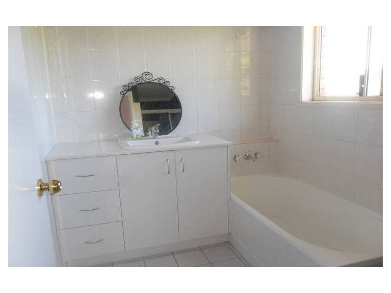 12/13 Bridge St, Redbank QLD 4301
