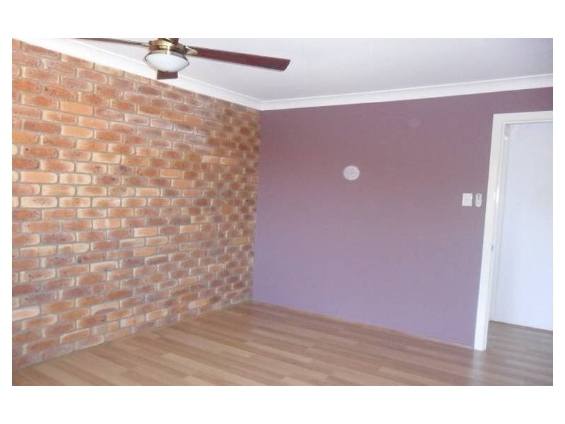 12/13 Bridge St, Redbank QLD 4301