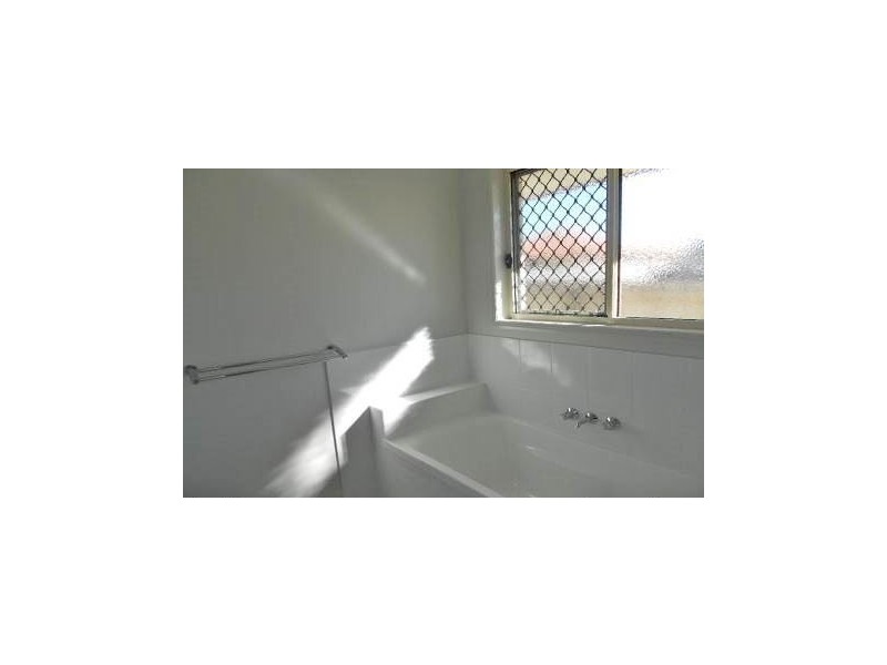 83 Willow Rd, Redbank Plains QLD 4301
