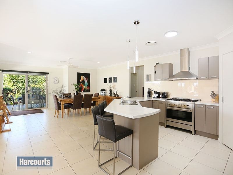 9 Pardalote Drive, Brookwater QLD 4300
