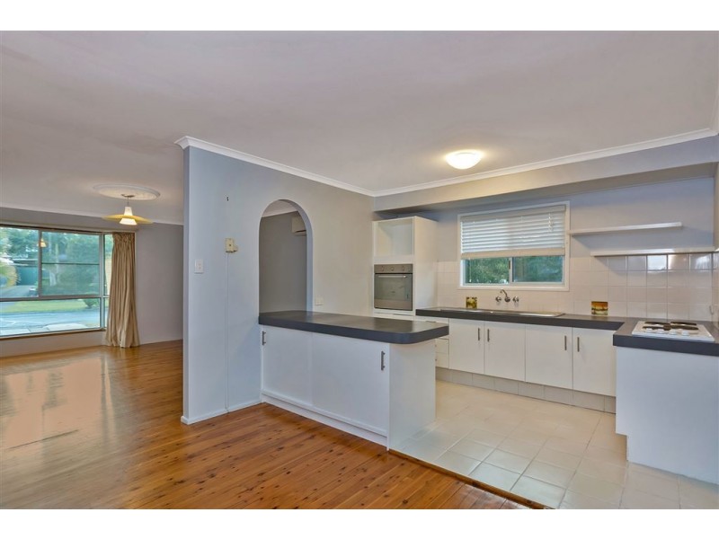 5 Tamatea Drive, Bellbird Park QLD 4300