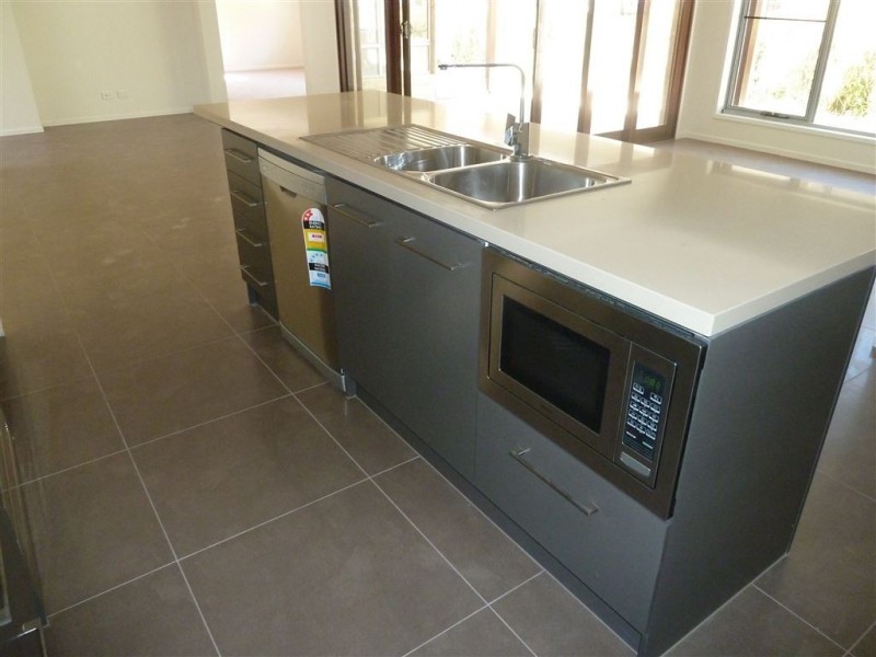 Augustine Heights QLD 4300