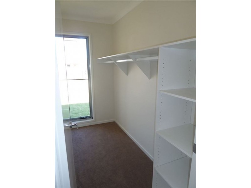 Augustine Heights QLD 4300