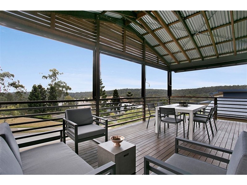 17 Pardalote Drive, Brookwater QLD 4300