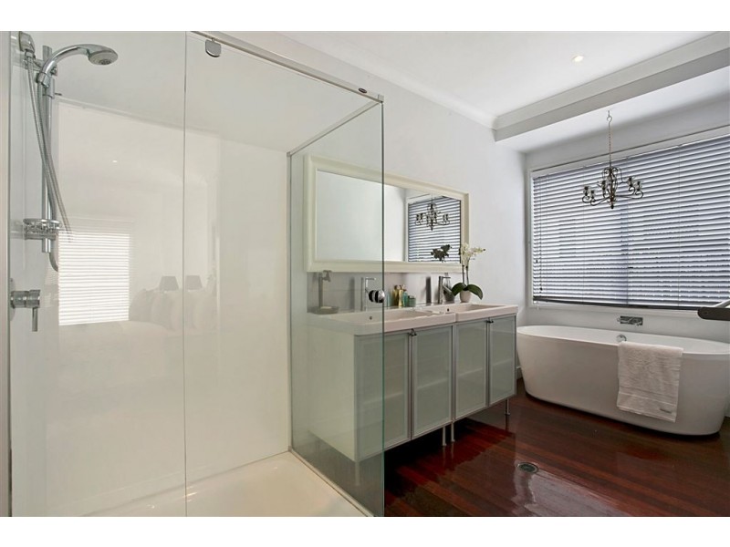 17 Pardalote Drive, Brookwater QLD 4300