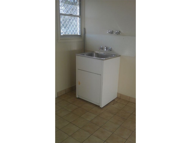 26 Price Street, Riverview QLD 4303