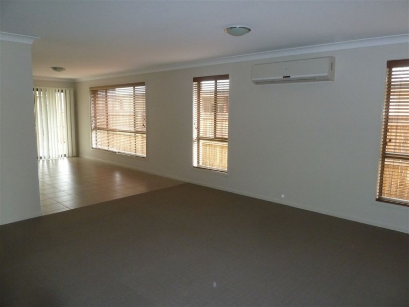 63 Valentine Cir, Augustine Heights QLD 4300