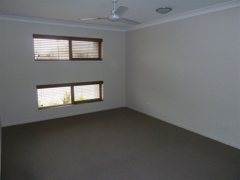 63 Valentine Cir, Augustine Heights QLD 4300