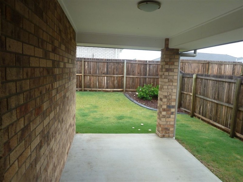 63 Valentine Cir, Augustine Heights QLD 4300