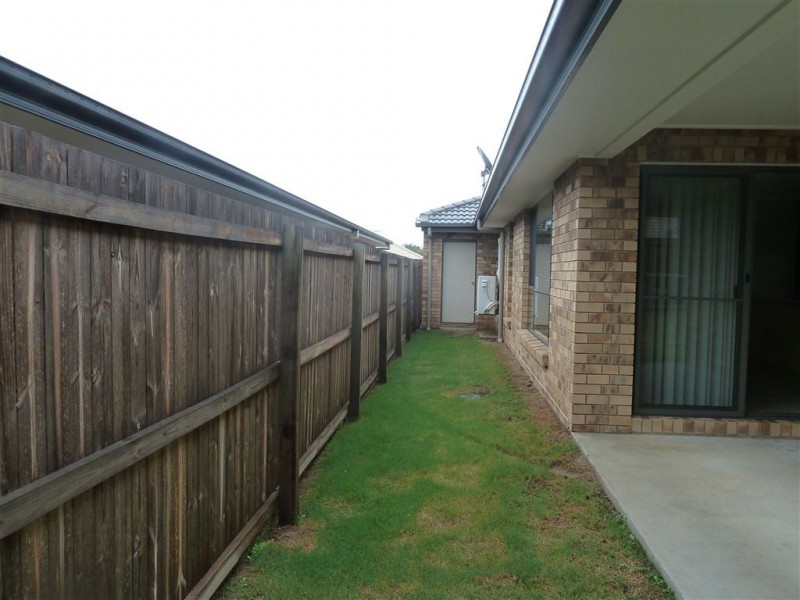 63 Valentine Cir, Augustine Heights QLD 4300