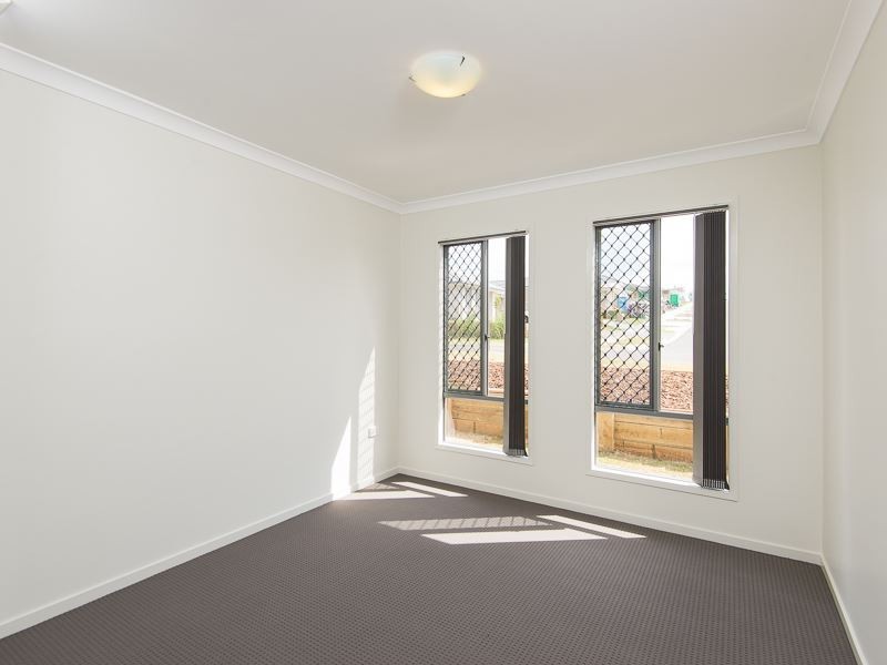 21 Wren Street, Redbank Plains QLD 4301