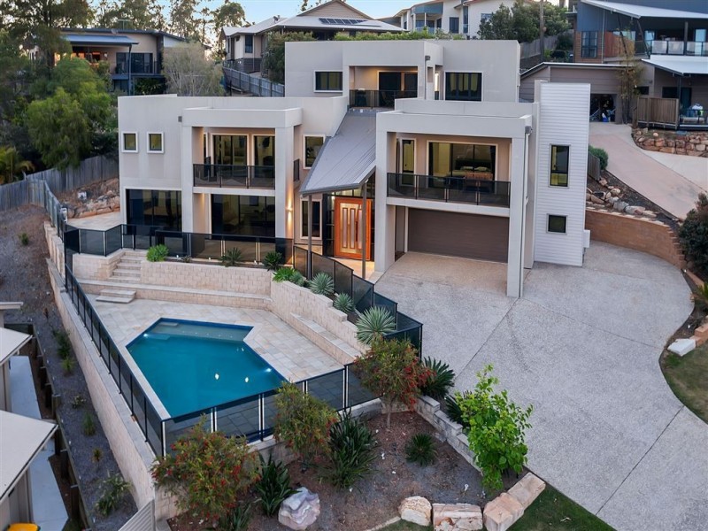 10 Seanna Place, Brookwater QLD 4300