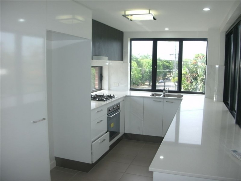 1/4 Garnet Street, Clayfield QLD 4011
