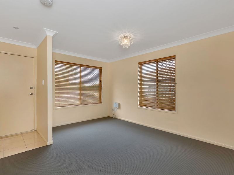 72 Smiths Road, Goodna QLD 4300