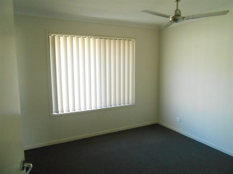 19 Pimento Place, Springfield Lakes QLD 4300