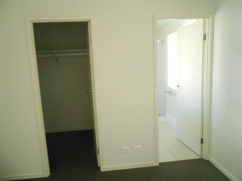 19 Pimento Place, Springfield Lakes QLD 4300