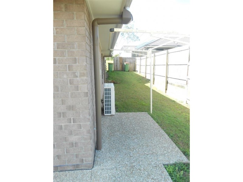 19 Pimento Place, Springfield Lakes QLD 4300