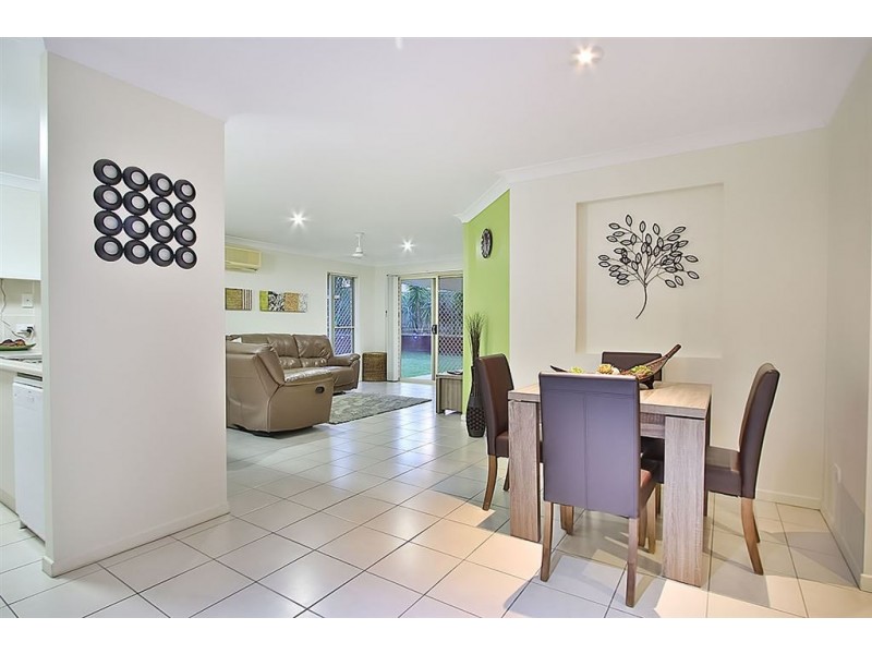 11 Foreman Court, Collingwood Park QLD 4301