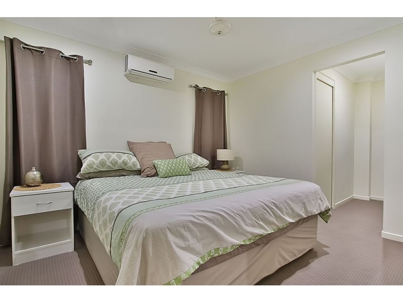 11 Foreman Court, Collingwood Park QLD 4301