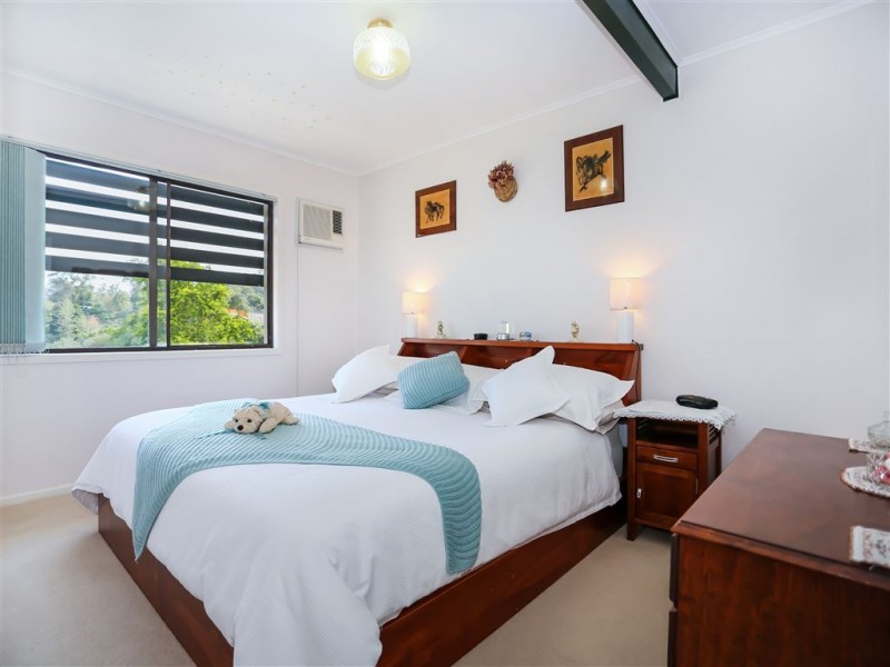 14 Surrey Road, Bellbird Park QLD 4300