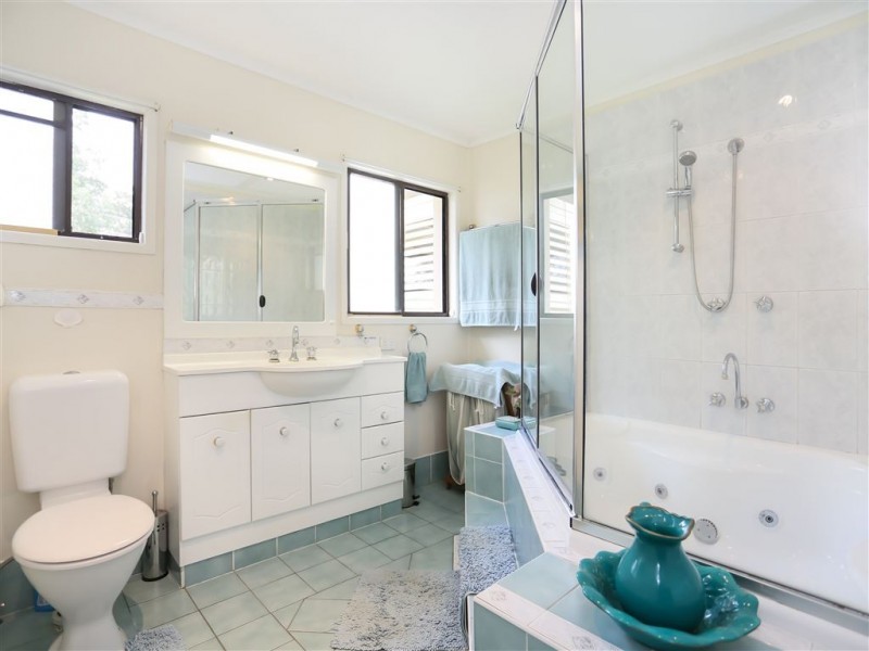 14 Surrey Road, Bellbird Park QLD 4300