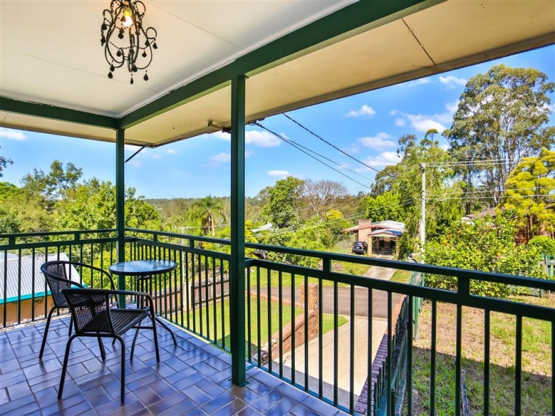 23 Sherwood Crescent, Bellbird Park QLD 4300