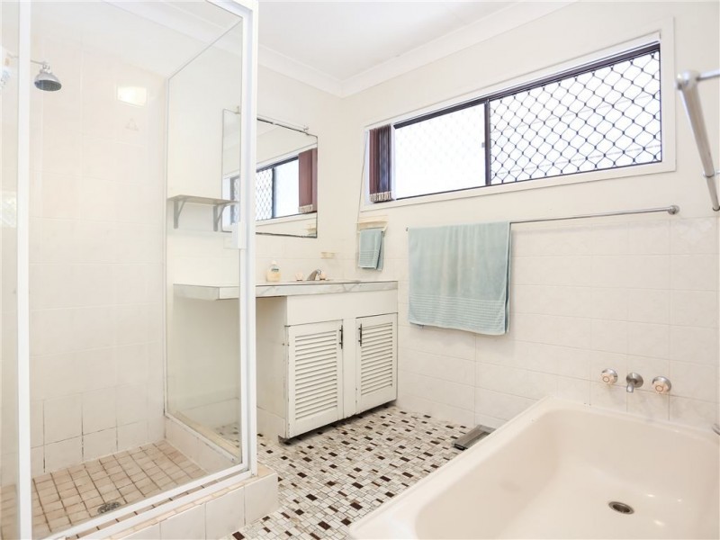 23 Sherwood Crescent, Bellbird Park QLD 4300
