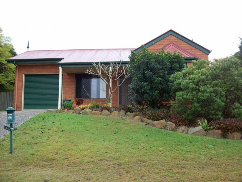4 Midcrest Lane, Springfield QLD 4300