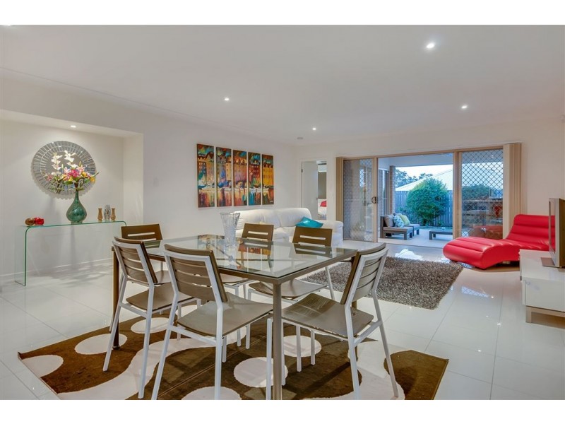 18 Barrington Street, Springfield Lakes QLD 4300