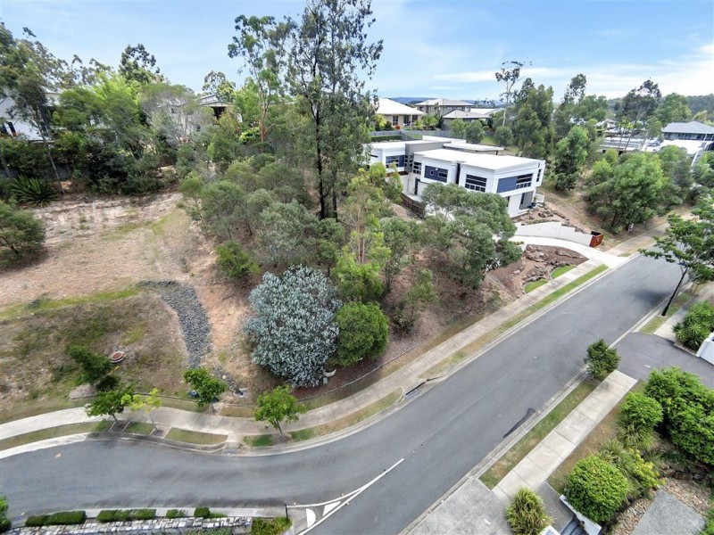 2206/11 Scenery Court, Brookwater QLD 4300