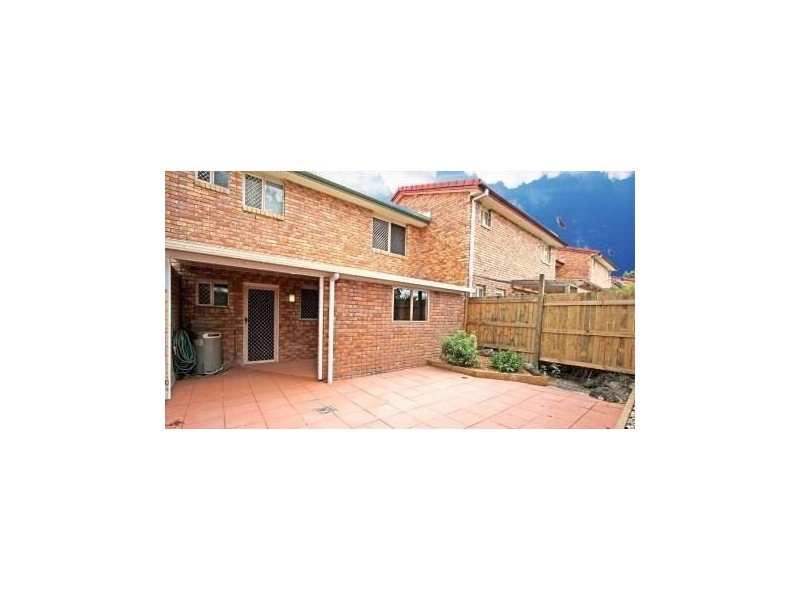 11/13 Bridge Street, Redbank QLD 4301