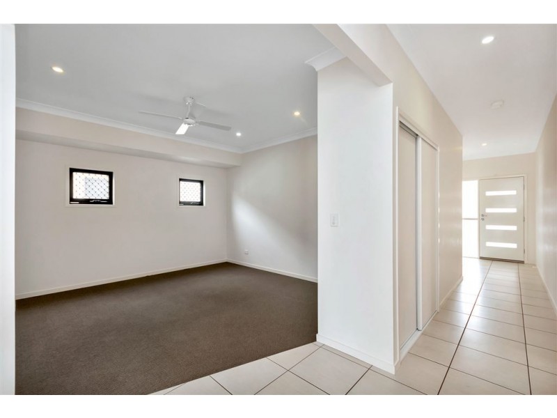 6 Inlet lane, Springfield Lakes QLD 4300