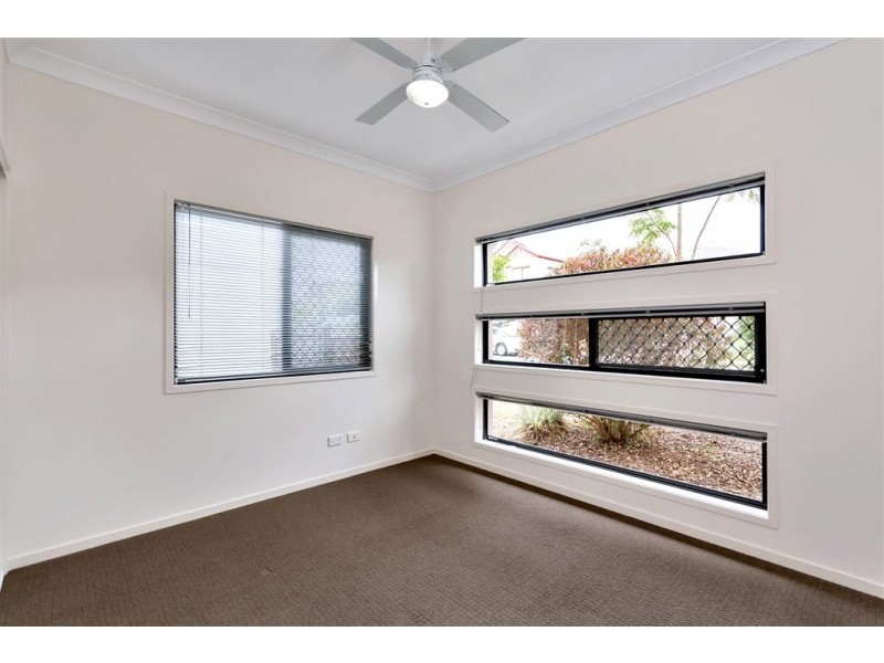 6 Inlet lane, Springfield Lakes QLD 4300