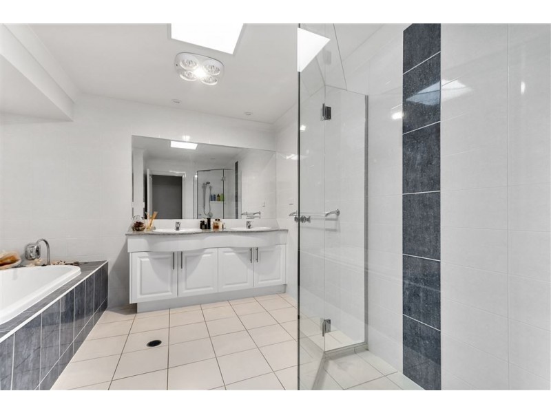 34 Highlands terrace, Springfield Lakes QLD 4300