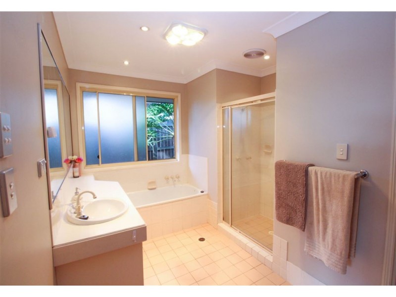 5 Leonie Street, Camira QLD 4300