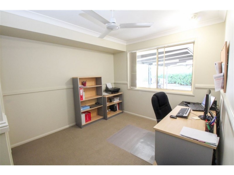 5 Leonie Street, Camira QLD 4300