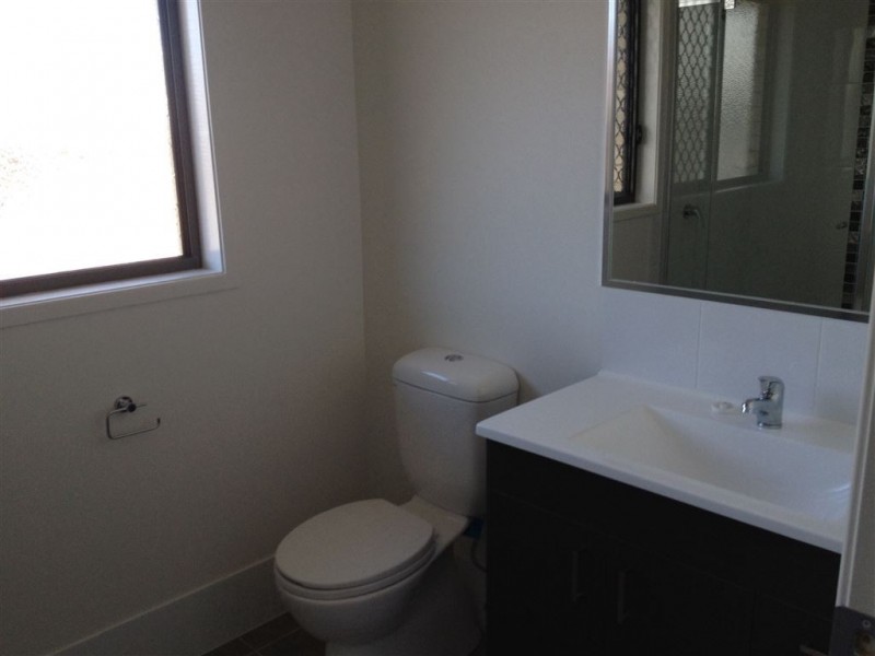 10/11 Montree Circuit, Kallangur QLD 4503
