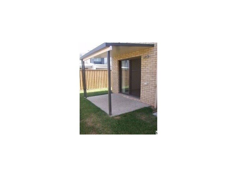 10/11 Montree Circuit, Kallangur QLD 4503
