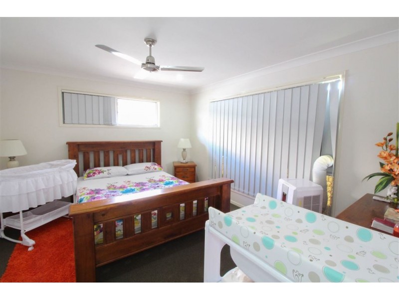 7 Luke Place, Redbank QLD 4301