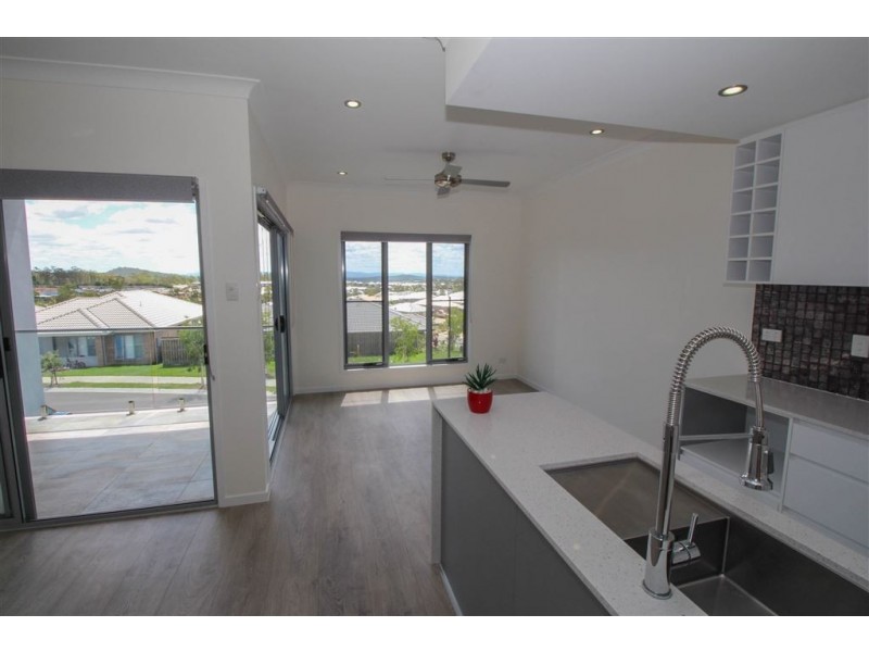 1/2 Neroli Drive, Springfield Lakes QLD 4300