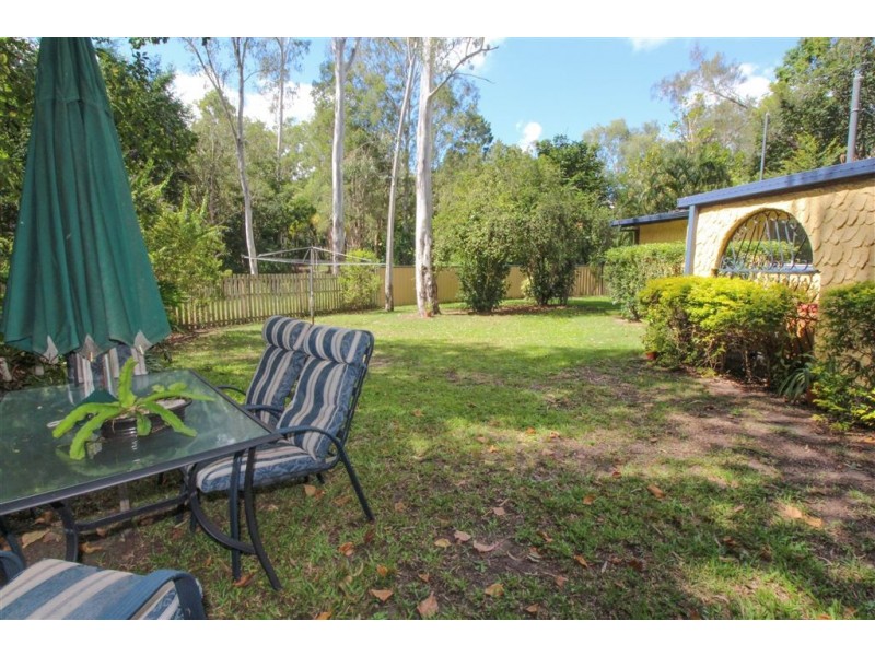 16 Dale Road, Camira QLD 4300