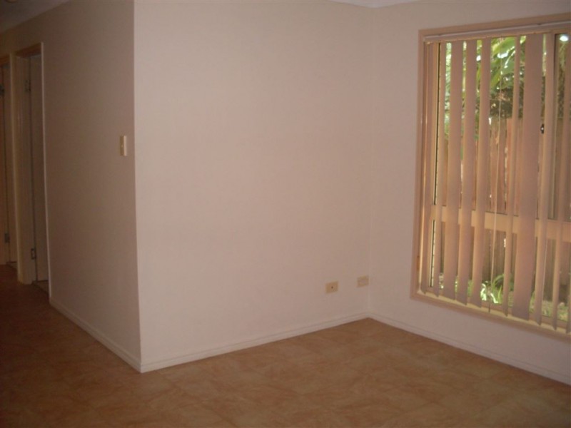 10 Midcrest Lane, Springfield QLD 4300